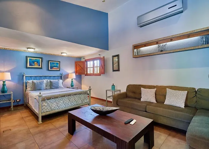 Hotel Casa Leona