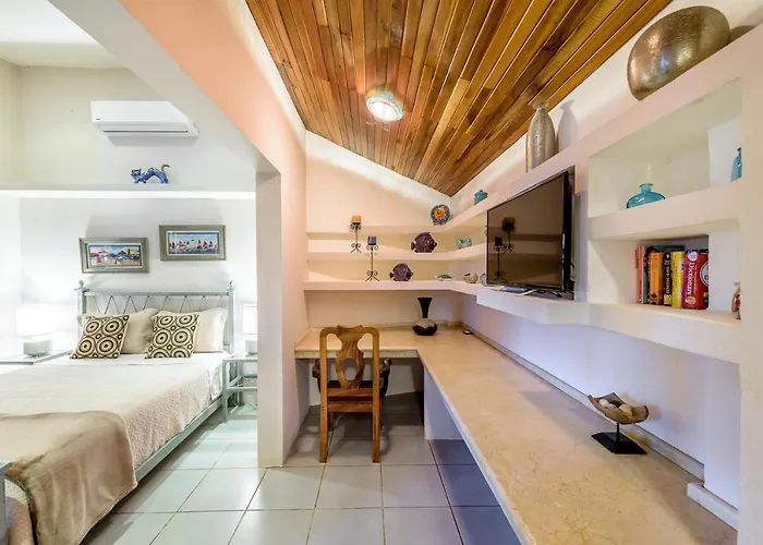 Hotel Casa Leona Tamarindo