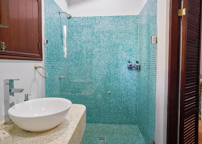 Hotel Casa Leona 3*