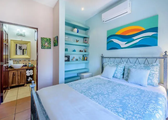 Casa Leona Hotel 3*