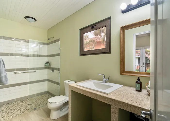 Casa Leona Hotel 3*